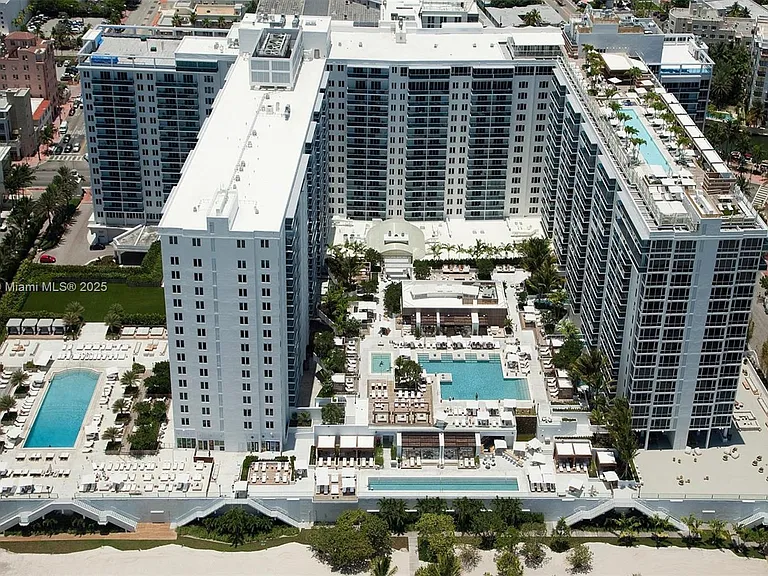 2301 Collins Ave #1221 — Photo 41