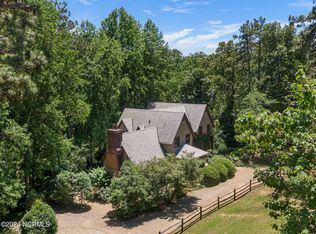 176 Merry Way, Southern Pines, NC 28387
