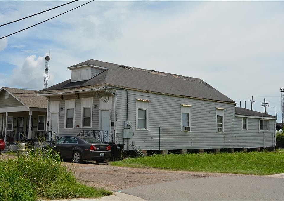 1st image of 2005-07 Port St