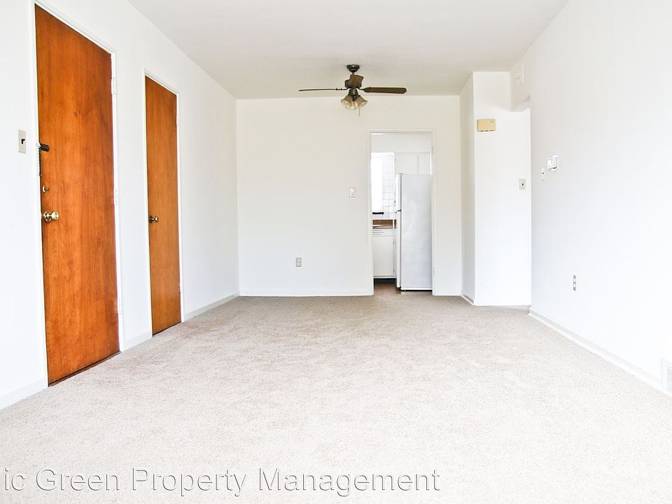 1st image of 3305 White Oak Dr APT 2