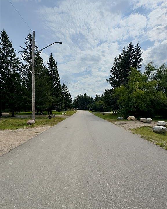 2nd image of 108 1st AVENUE