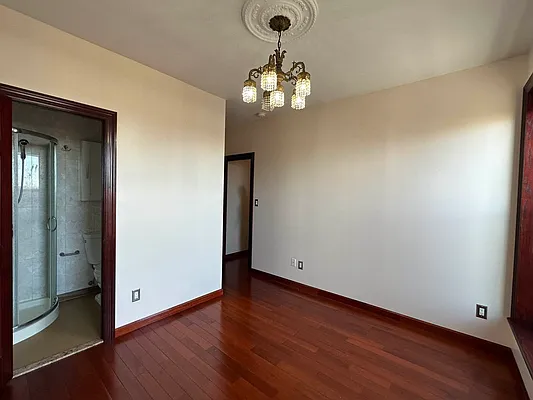 Rented by Limestone Realty Bklyn, LLC | media 18