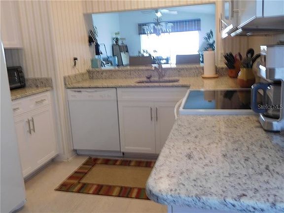 3rd image of 9320 Clubside Cir Unit 2303