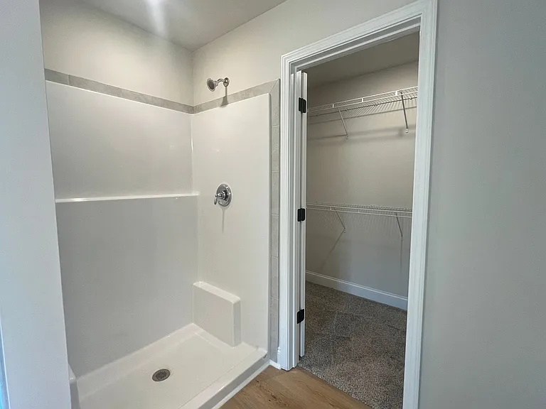 176 Country World Dr — Photo 26