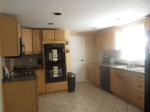 2nd image of 5050 Express Dr S