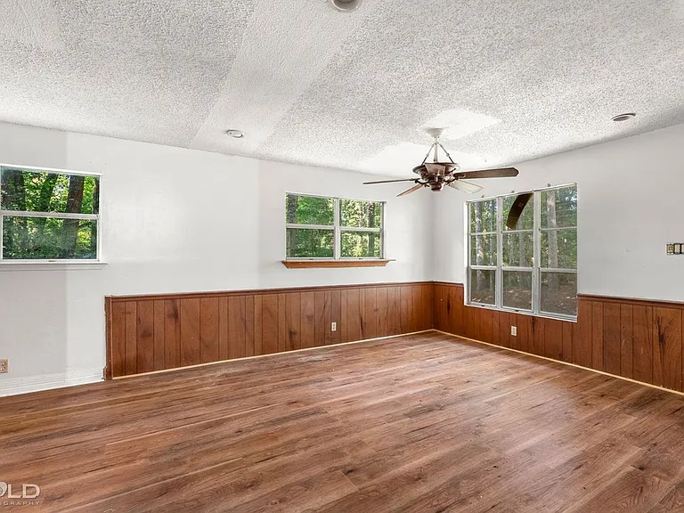 4314 Kristin Dr — Photo 11