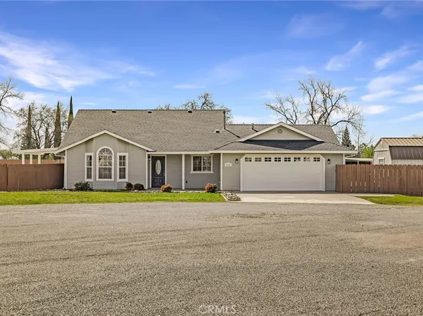 25195 Skeet St, Los Molinos, CA 96055