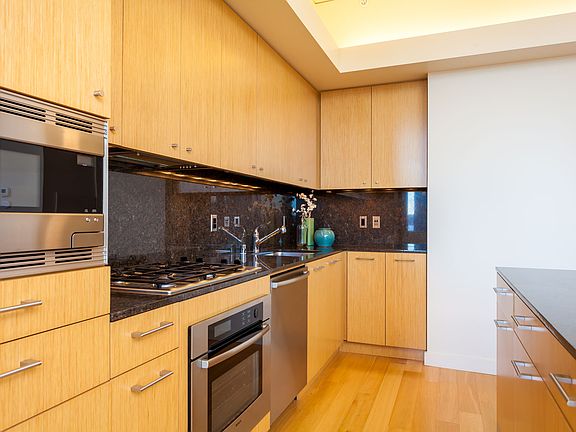 5th image of 909 5th Ave Unit 500