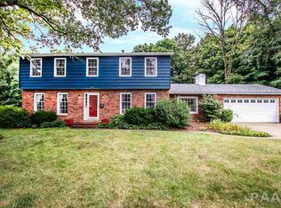 7237 N Crabapple Ct, Peoria, IL
