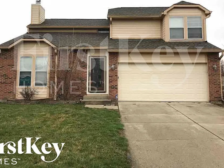 5683 Colonist Cir — Photo 1