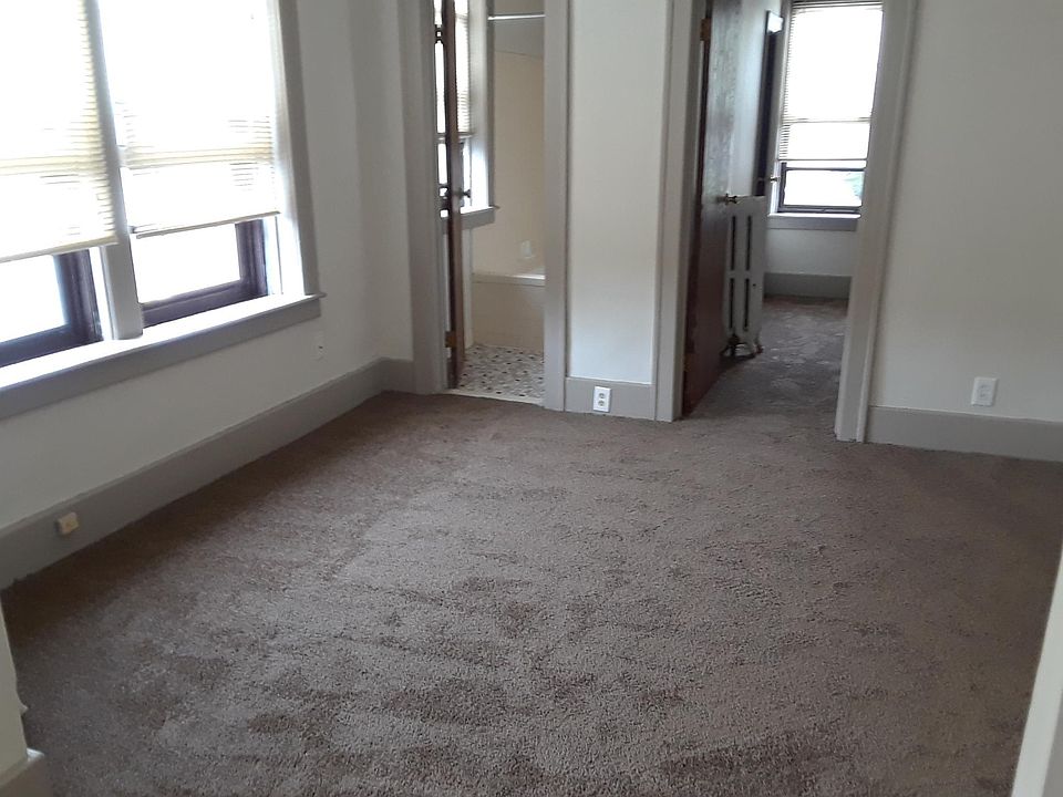 2nd image of 656 Lothrop Rd APT 203