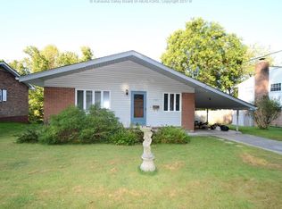 1421 Summit Ln, Charleston, WV 25302