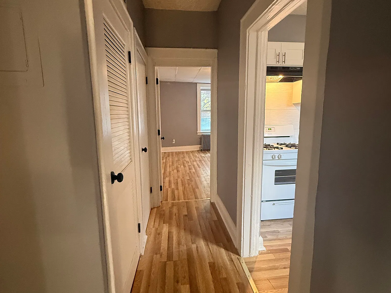 2 bed, $1,800 — Photo 3