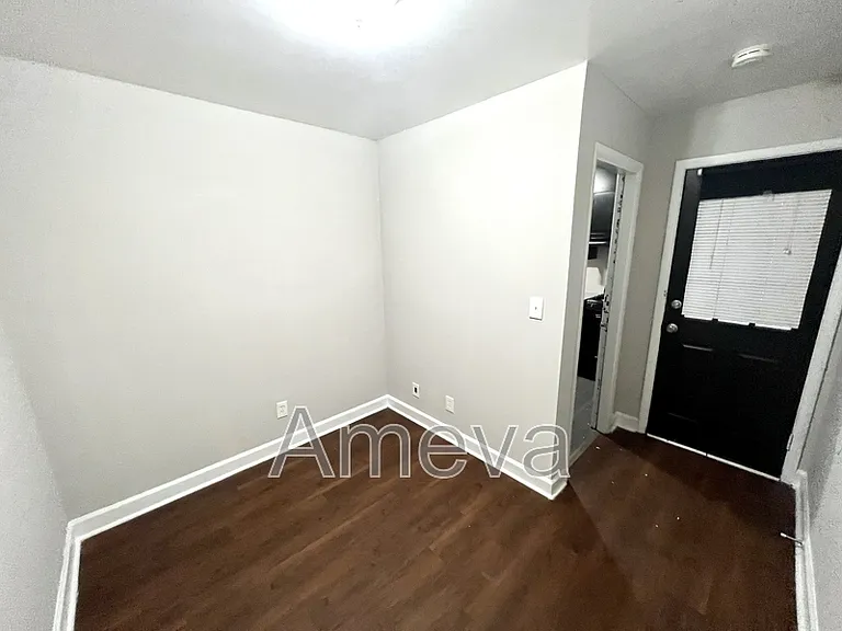 755 Saint Charles Ave NE #10 — Photo 9