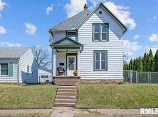 1315 Davie St, Davenport, IA 52804