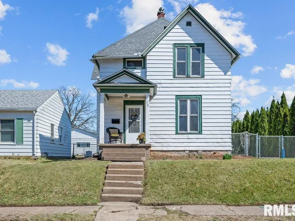 1315 Davie St, Davenport, IA 52804