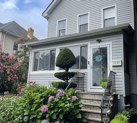 2nd image of 74 Forest St #1