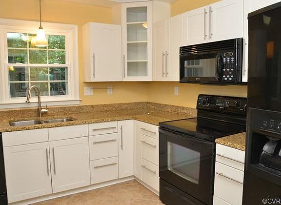 2nd image of 10303 Aynhoe Ct