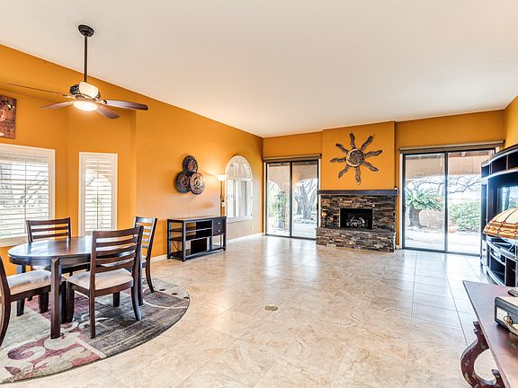 4th image of 4361 N Camino Ferreo