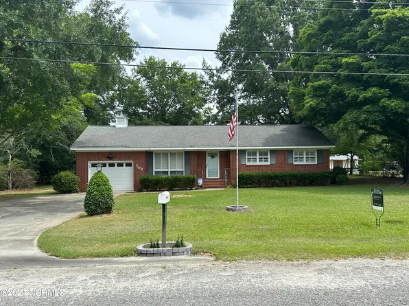 702 Darden Drive, Kinston, NC 28504