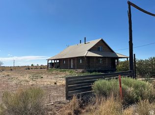 75 N Meadow Ln, La Sal, UT 84530