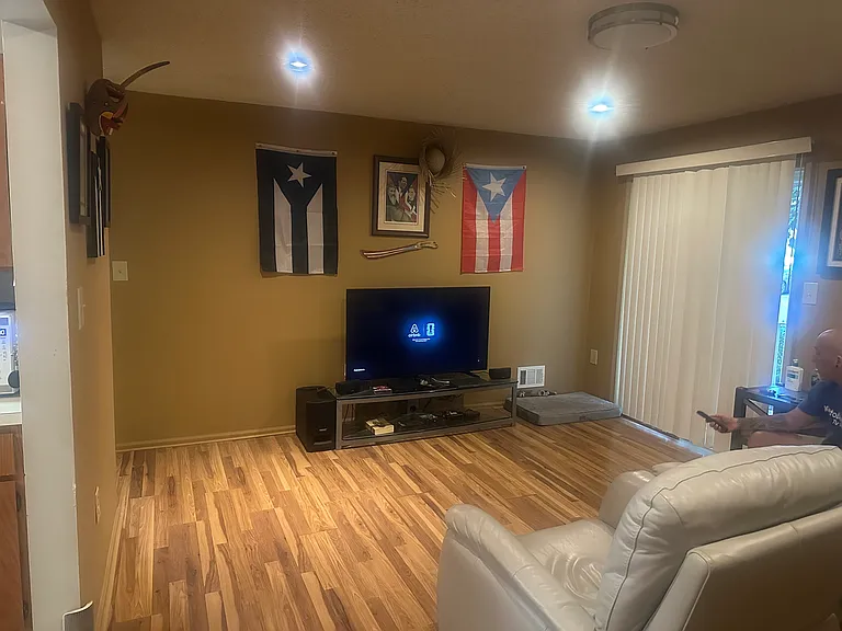 139 Darwin Ln #139 — Photo 3