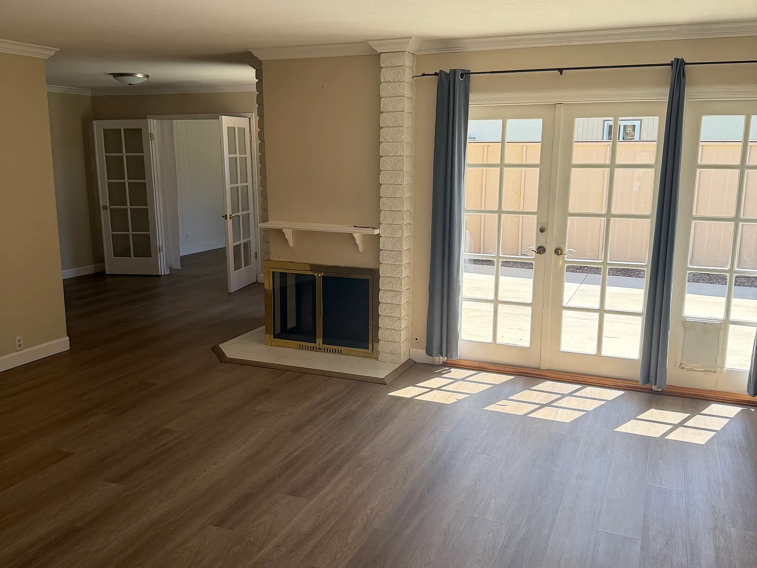 2 bed, 1225 sqft, $4,100 — Photo 2
