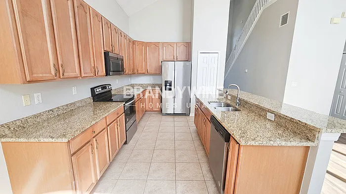 16322 Laurel Garden Ct — Photo 10