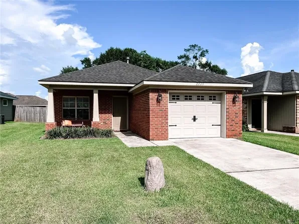 2125 Spring Grv W, Mobile, AL 36695