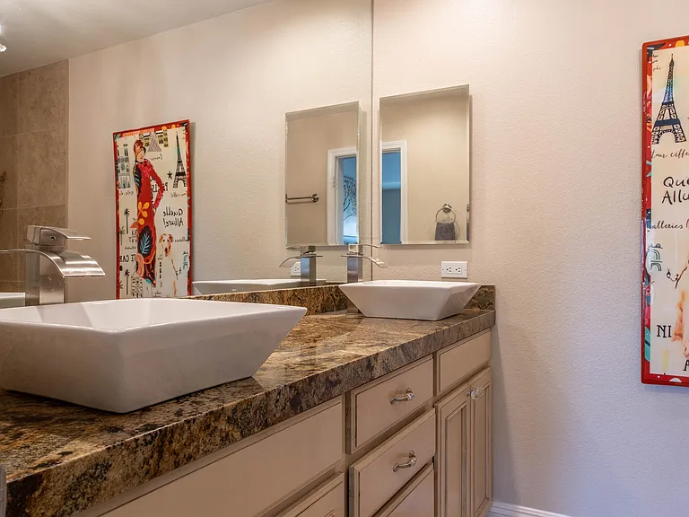 110 Trento Cir — Photo 22
