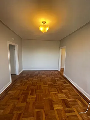 Rented by Chana Ofek, LREB | media 9