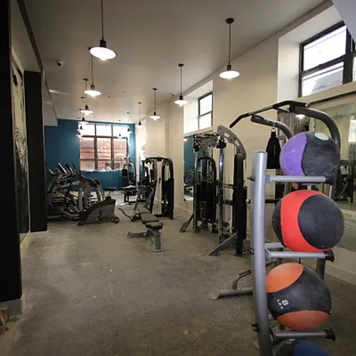 Rented by Nooklyn NYC LLC | media 86