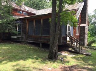 97 N Cross Rd, Staatsburg, NY 12580