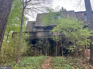 8168 Inverness Ridge Rd, Rockville, MD
