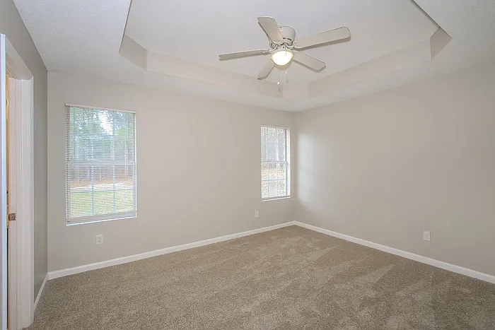 2819 Bradford Ct — Photo 6