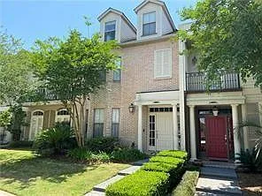 1206 Rue Degas