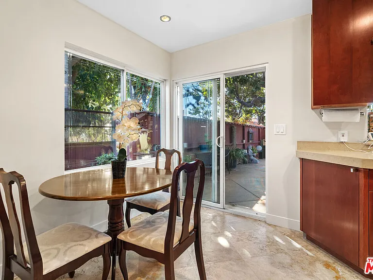 5008 Valley Ridge Ave — Photo 12