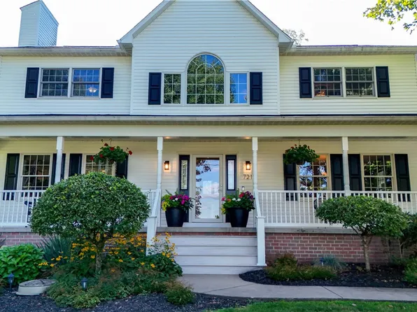 721 Delaware Trl, Mercer, PA 16137