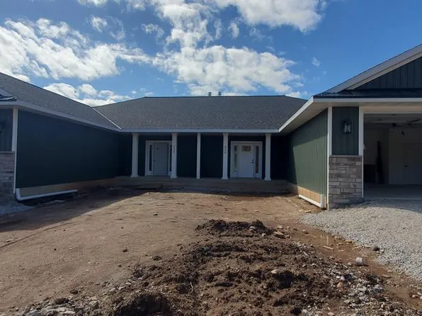 4520 Crooked Stick Ct #607, Egg Harbor, WI 54209