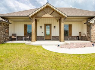 1217 Whispering Meadows Ln, Tuttle, OK 73089