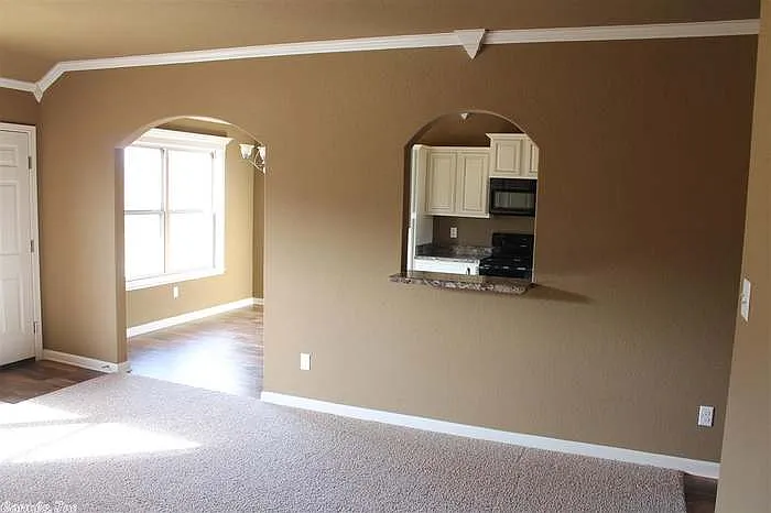 159 Harvick Cir — Photo 12