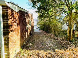 1211 Victoria Blvd, Hampton, VA 23661