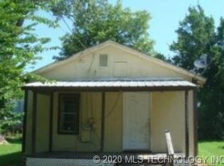 1209 Osage Ave, Hartshorne, OK 74547