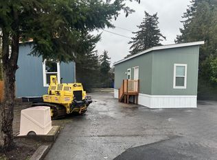 8205 SE Harney St UNIT 1, Portland, OR 97266