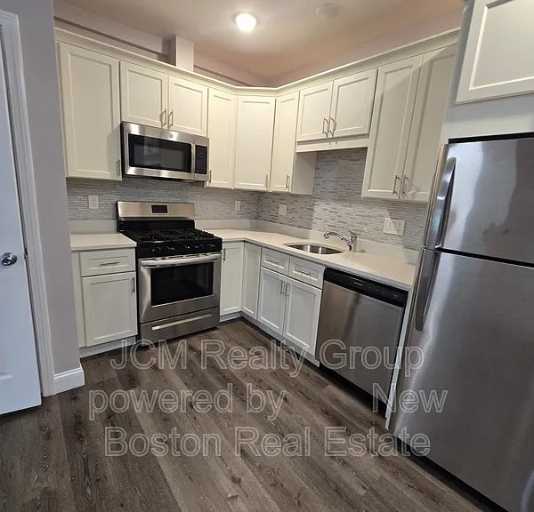 191 N Common St #U — Photo 1