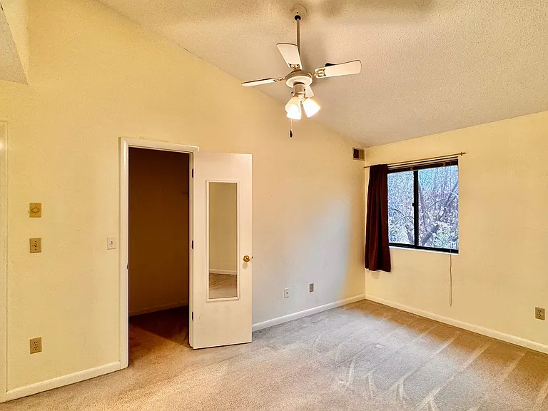 125 Turtle Creek Rd #11 — Photo 18