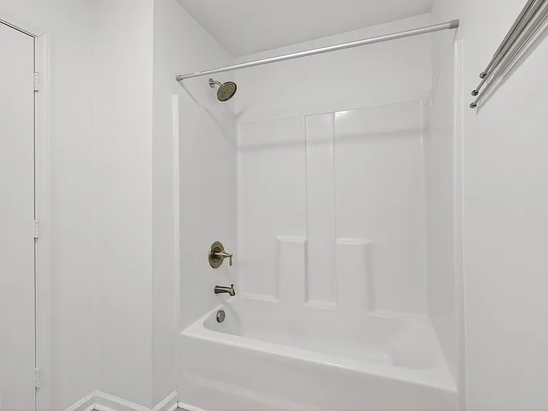 147 Ofner Dr — Photo 8