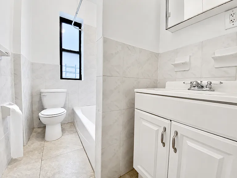 590 Fort Washington Ave #3A — Photo 9
