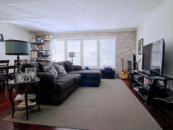 4th image of 1260 Cleveland Ave #122