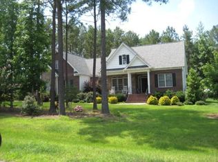 15 Little River Ct, Youngsville, NC 27596